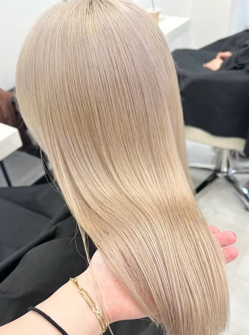 セミロング ヘアカラー トリートメント はな ブリーチ ハイトーン/ 渋谷のヘアスタイル