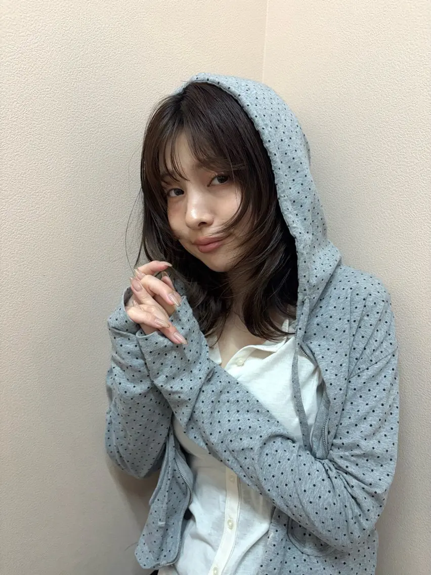 ミディアム カラー カット ヘアカラー トリートメント チャコ|暖色 |ボブ•レイヤーのヘアスタイル