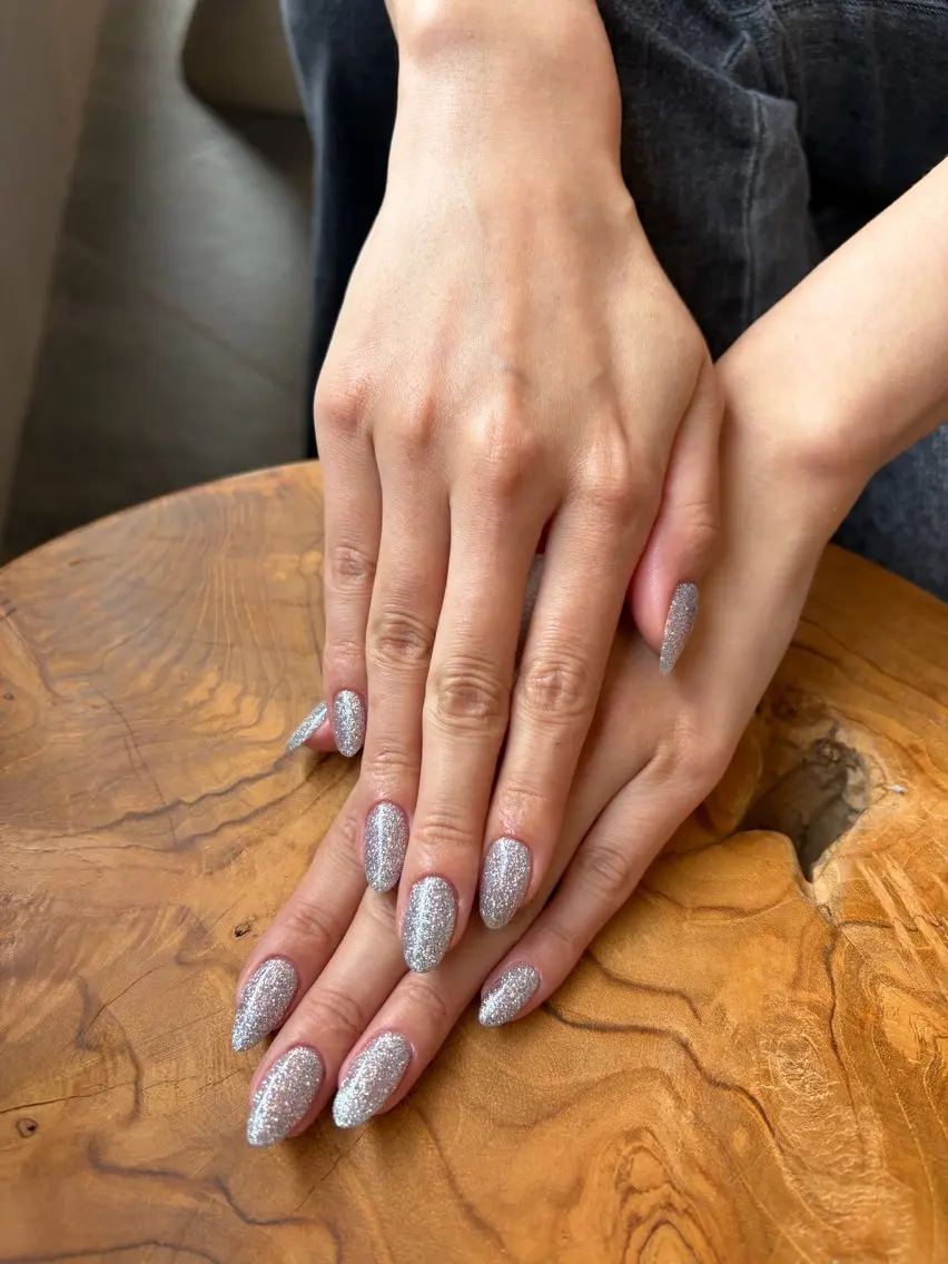 ネイル ブルー フラッシュネイル ラメ(グリッター) ハンドネイル eyelash& nailsalonMのネイルデザイン