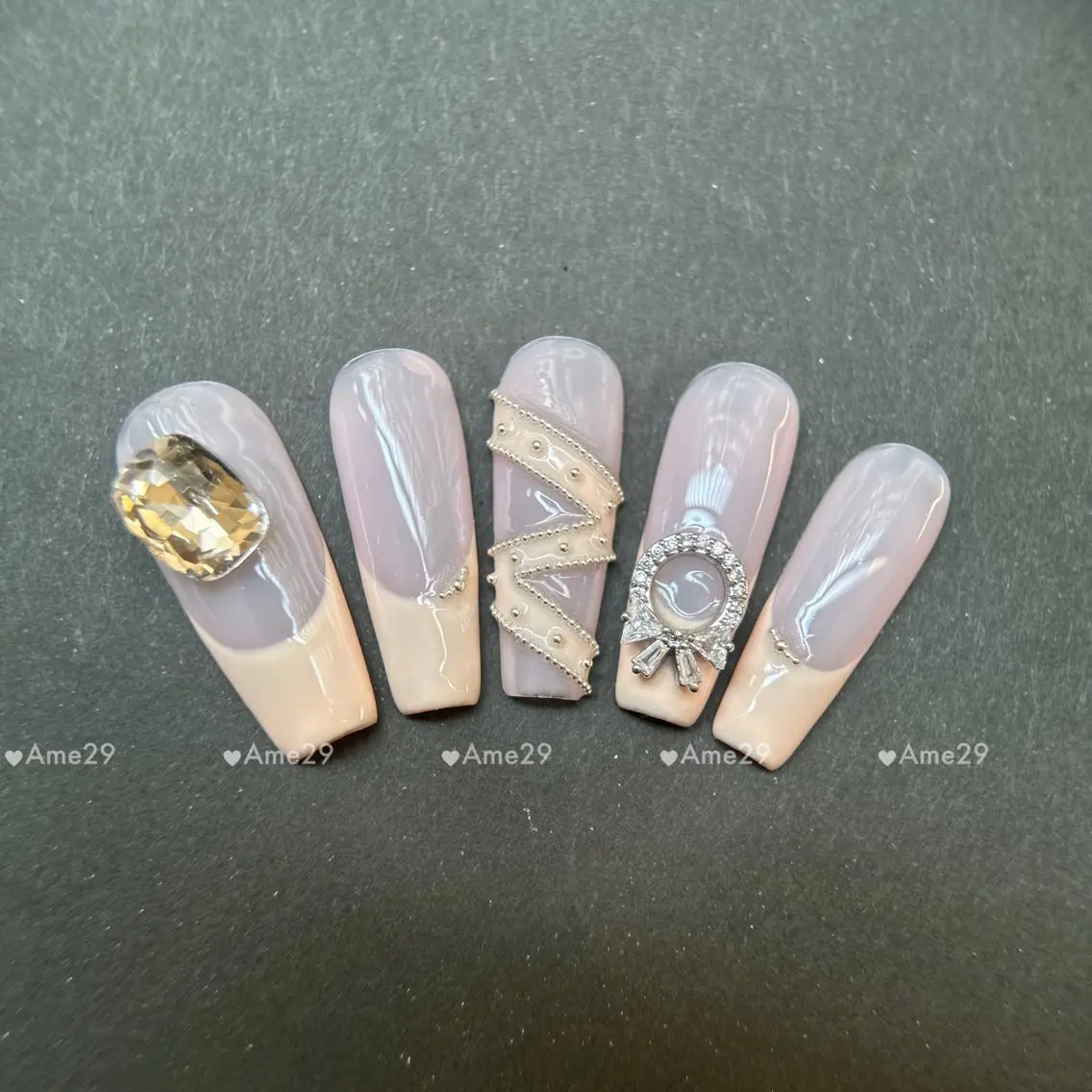 ネイル 長さ出し ネイルチップ AME29 Nail ネイルサロンのネイルデザイン