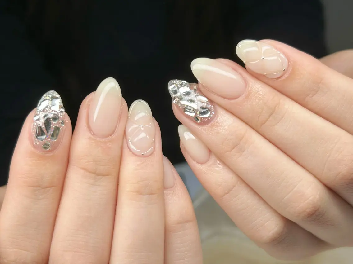 ネイル アートネイル チークネイル 成人式 入学式 長さ出し ハンドネイル Lino Nailのネイルデザイン