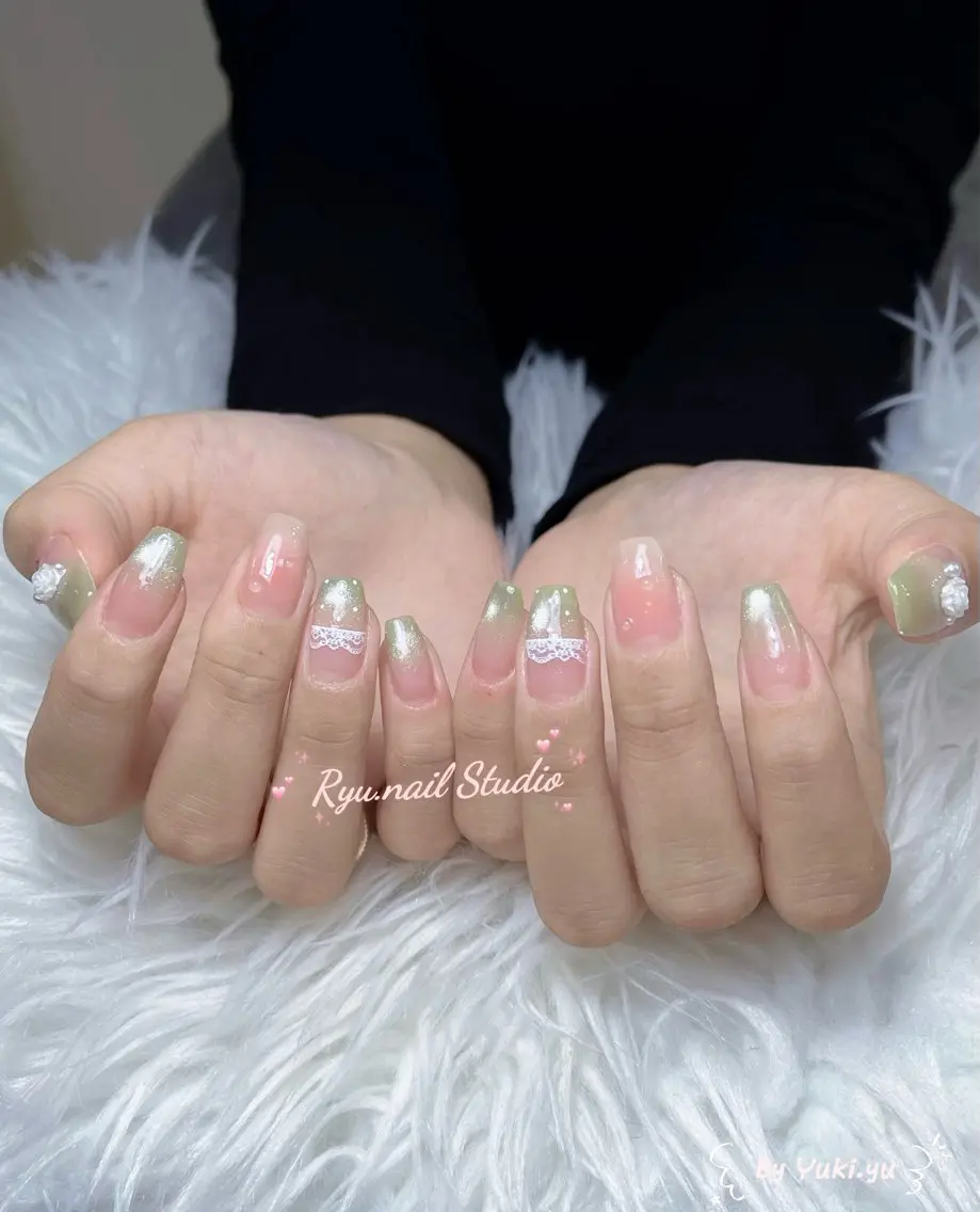 ネイル アートネイル フレンチネイル ジェルネイル グラデーション 韓国ネイル ハンドネイル Ryu Nail YukiChanのネイルデザイン