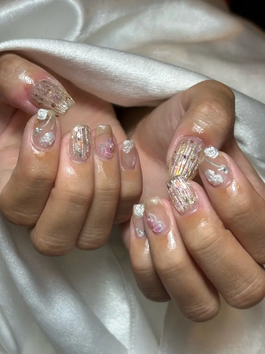 ネイル ハンドネイル フットネイル ✴︎ Delightのネイルデザイン