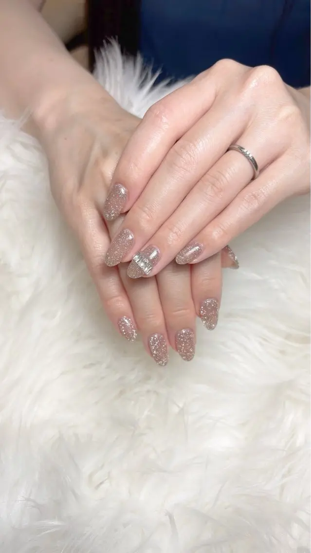 ネイル フラッシュネイル ストーンネイル ハンドネイル nail care salon -&-のネイルデザイン