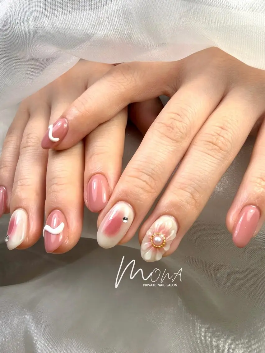 ネイル フラワーネイル 春ネイル ハンドネイル Nailsalon MONA.のネイルデザイン