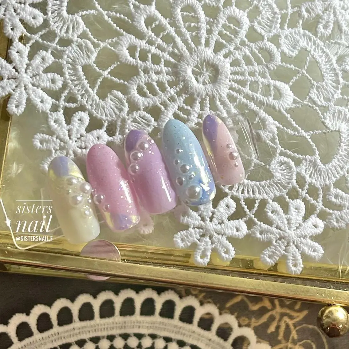 ネイル アートネイル オーロラネイル ブルー フレンチネイル パステルネイル sisters nail.fのネイルデザイン