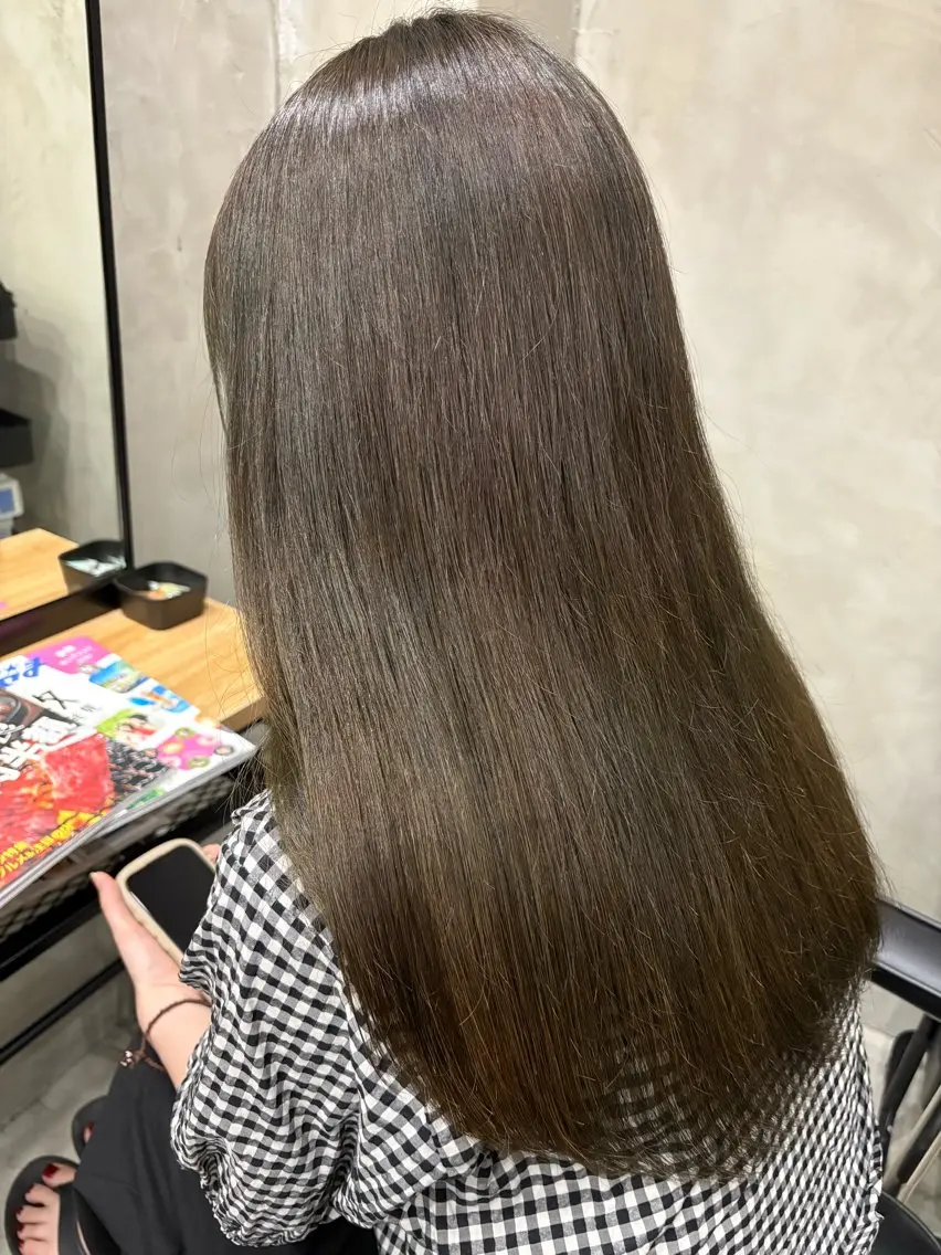 カラー オリーブカラー かわうち れなのヘアスタイル
