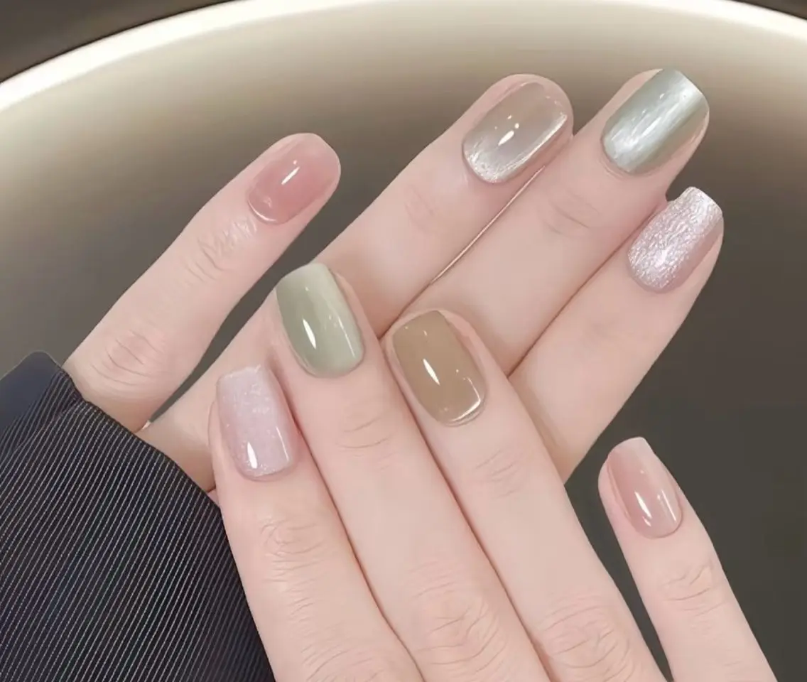 ネイル 高木 維麗絲のネイルデザイン