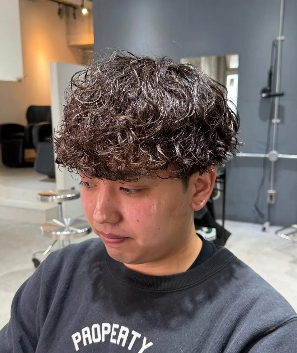 メンズ メンズパーマ 波巻きパーマ カット パーマ 布施メンズ特化美容師 秋山 涼のヘアスタイル