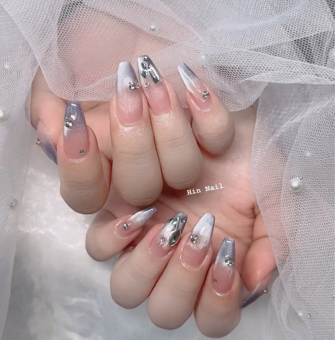 ネイル HIN NAILのネイルデザイン