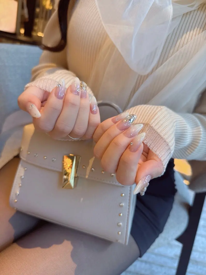 holiday course🎀パーツ込みのキラキラdesign🫧の写真