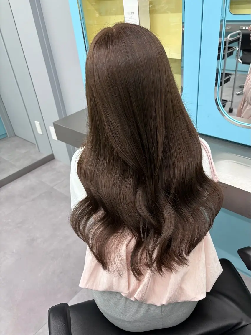 ロング 切りっぱなしボブ ボブ 顔まわりレイヤー 顔周りカット 髪質改善 kyon🎀 透明感カラー/西梅田のヘアスタイル