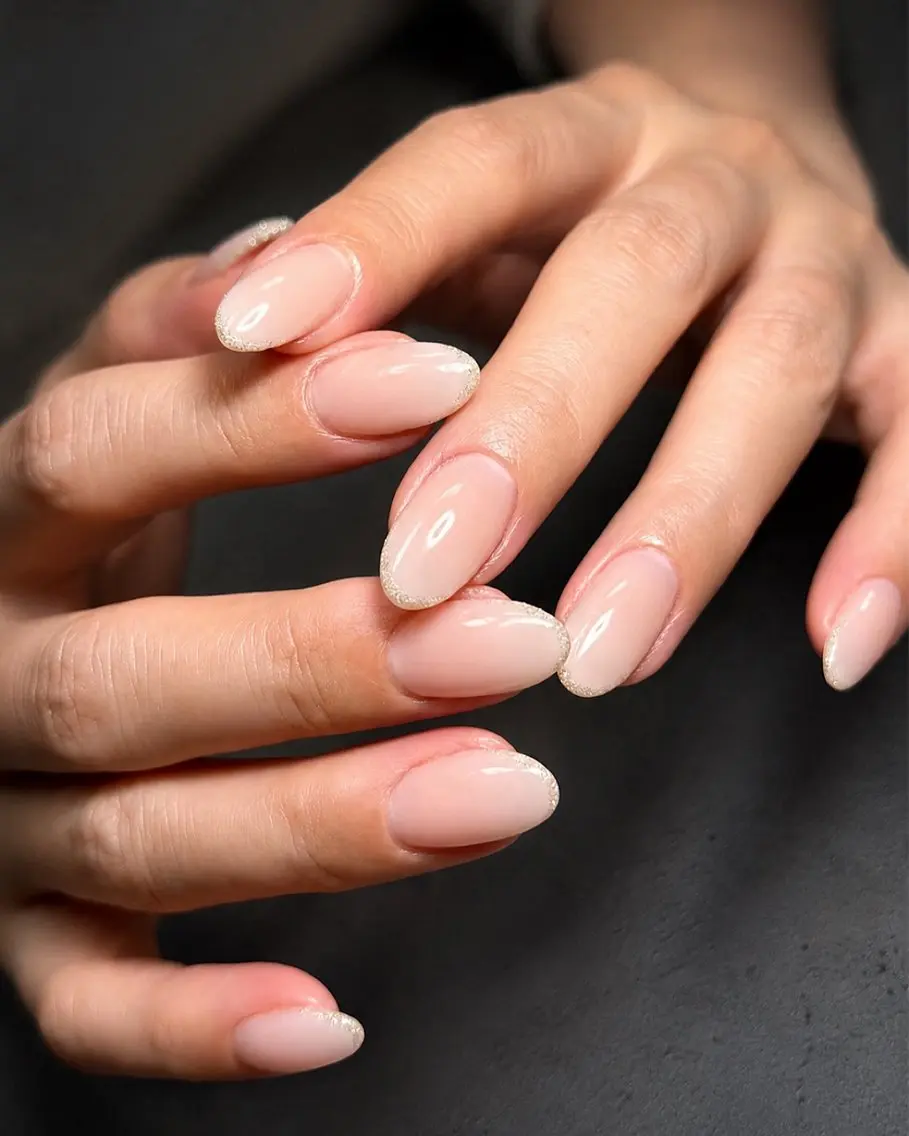 ネイル グラデーション ホワイト ハンドネイル Nail Rinonのネイルデザイン