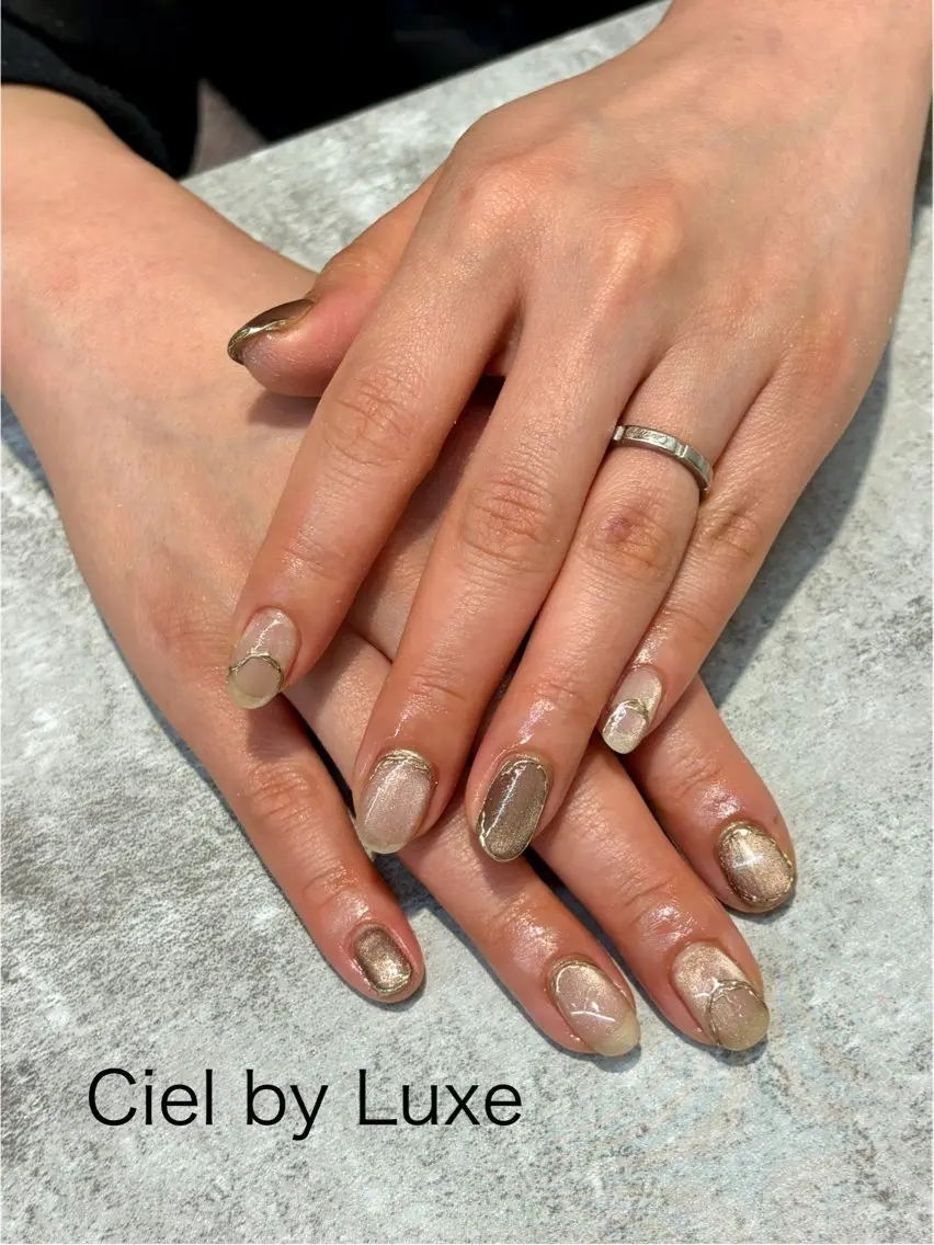 ネイル アートネイル マグネットネイル ミラーネイル ハンドネイル CielbyLuxe manamiのネイルデザイン