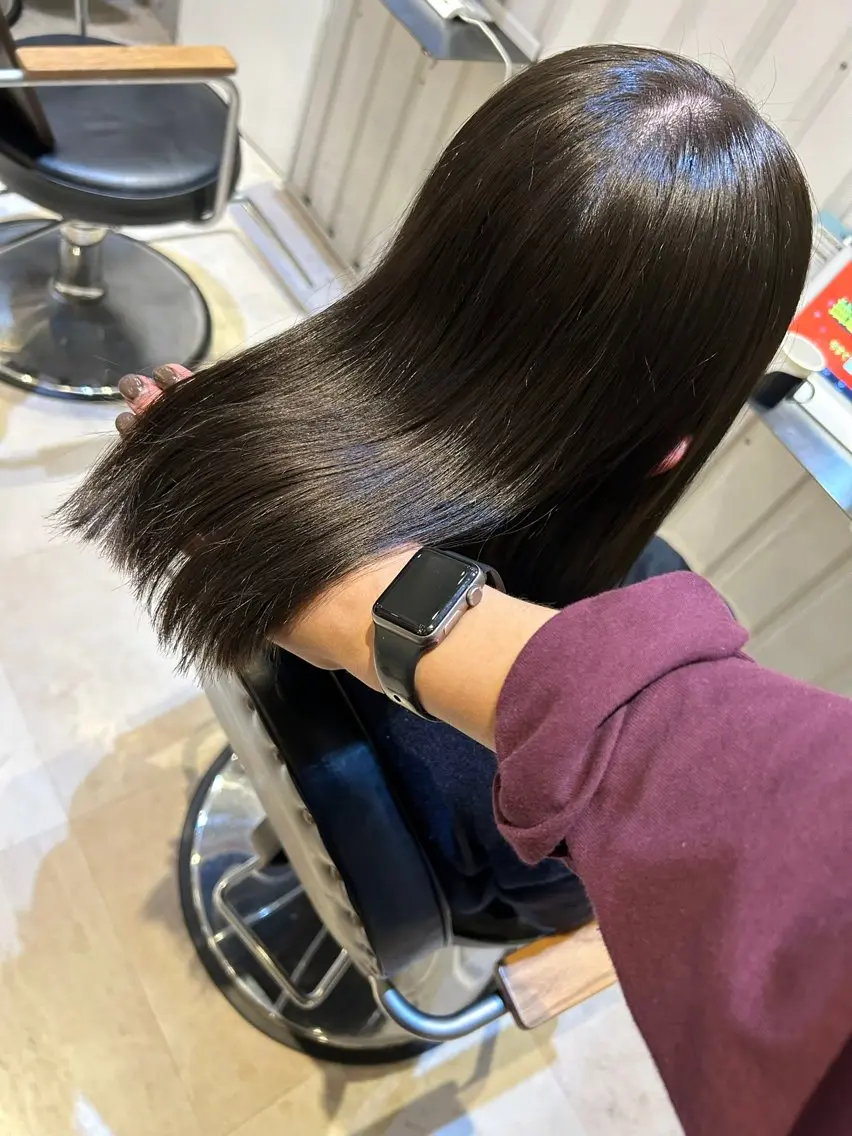 【メンテナンスに◎】白髪染めリタッチ＋カット✂️の写真