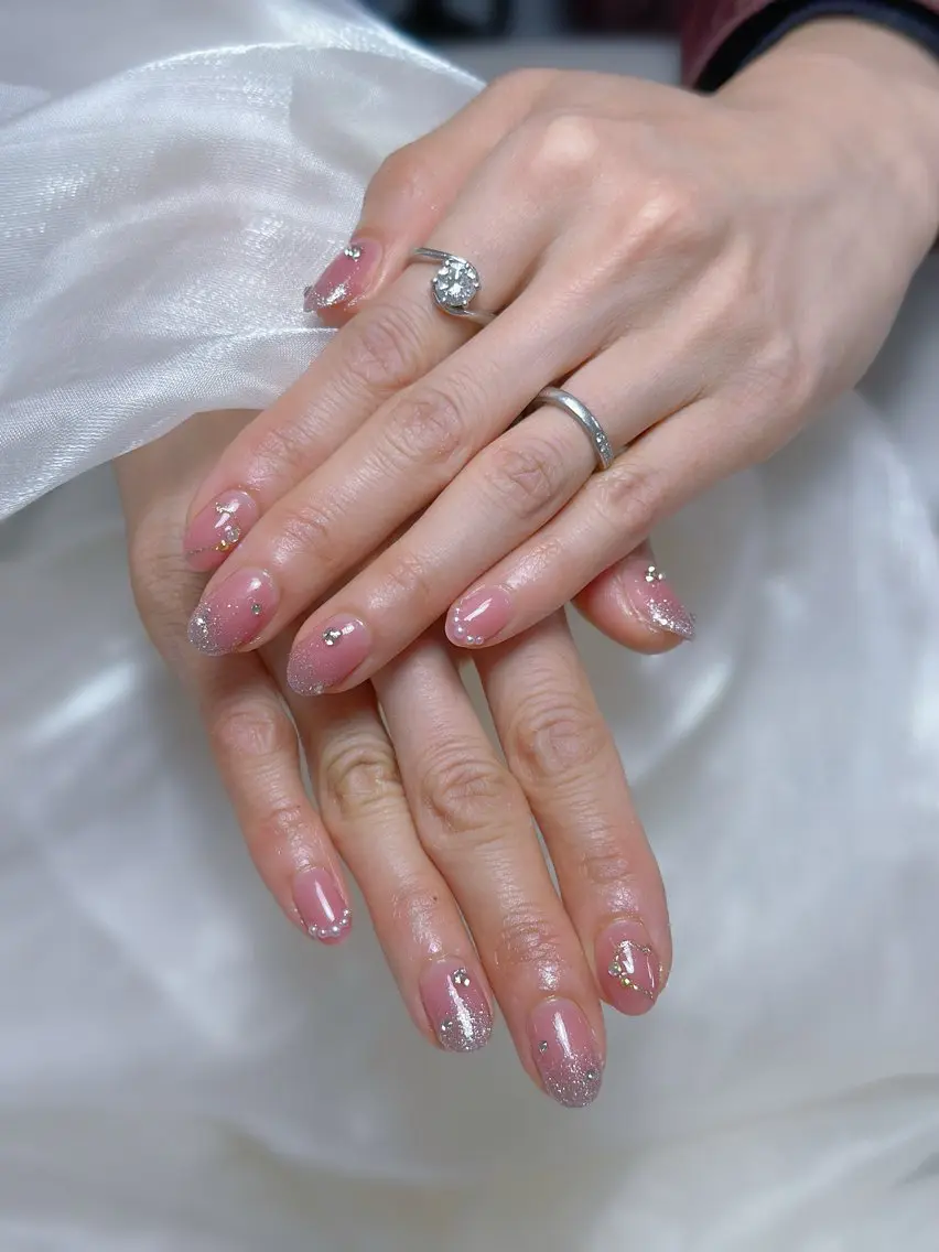 ネイル ハンドネイル Maggie nailクロのネイルデザイン
