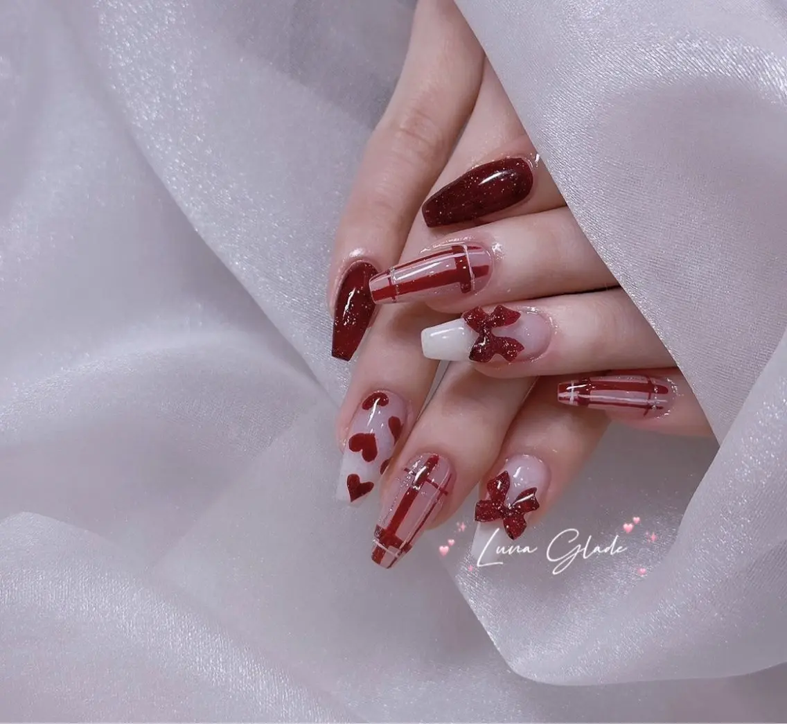 ネイル ハンドネイル Luna Gladeのネイルデザイン