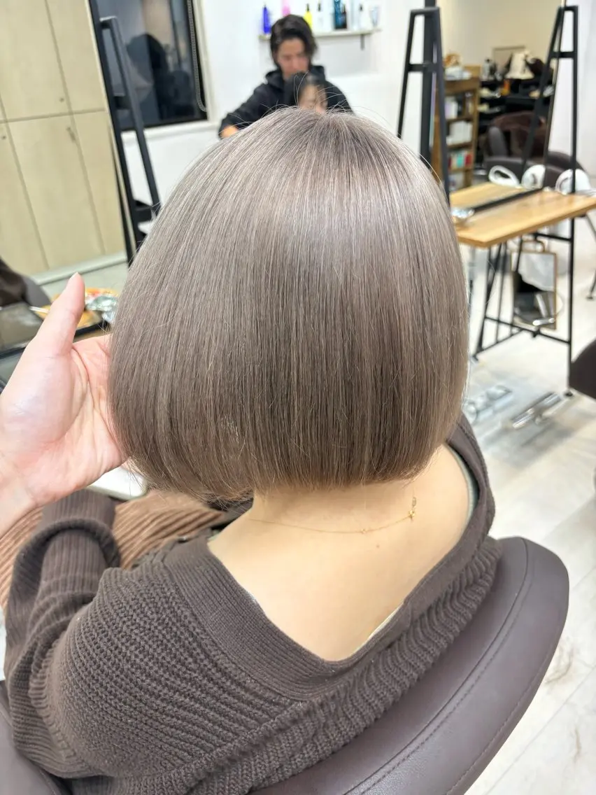ショート ヘアカラー トリートメント ヘッドスパ ヘアセット 🪞透明感カラー🫧 縮毛矯正🥇かずきのヘアスタイル
