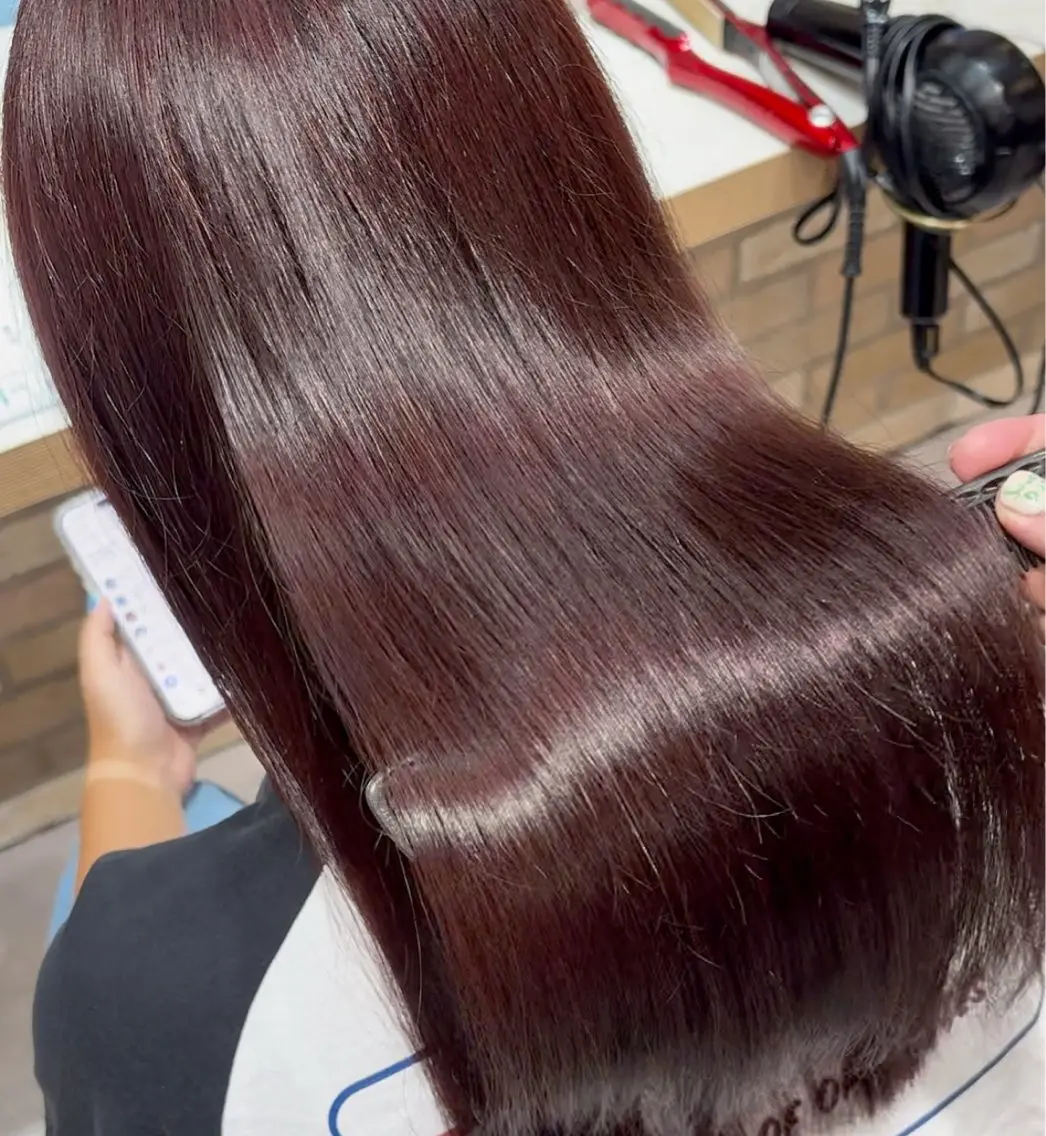 ロング カラー フェザー/シャドウ/ メッシュパーマのヘアスタイル