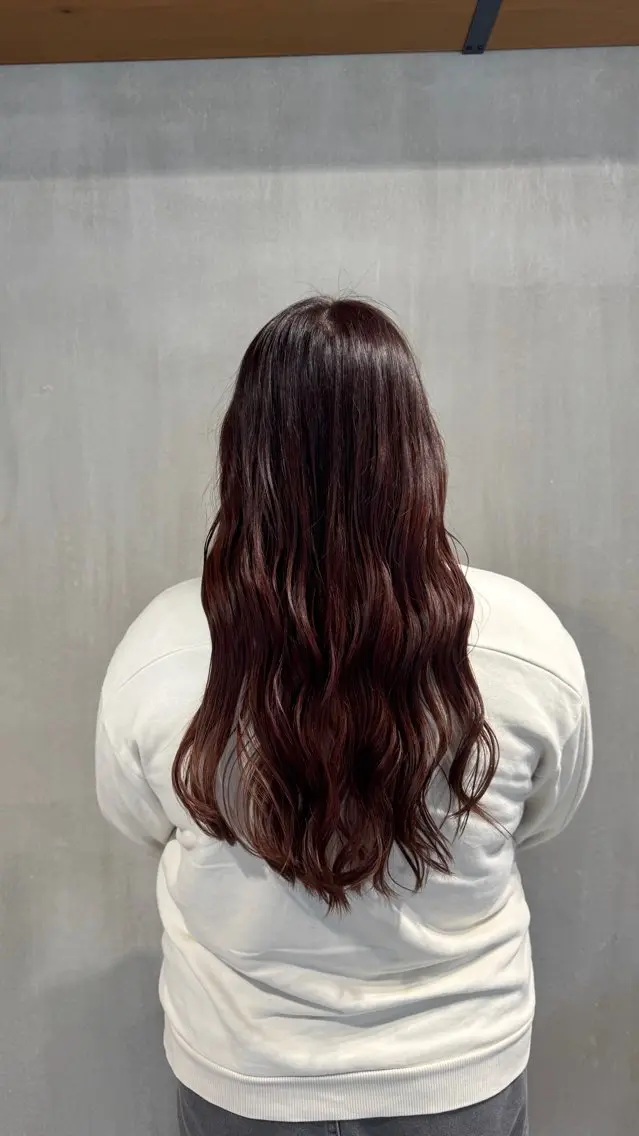 カラー ブラウンカラー ピンクカラー 岡田 渚のヘアスタイル