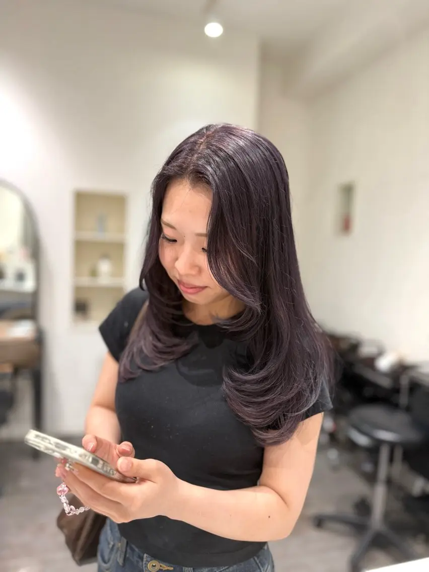 ロング カラー グレージュ ラベンダーカラー ラベンダーグレージュ ラベンダーグレー ヘアカラー cocotte🫧 kotomiのヘアスタイル
