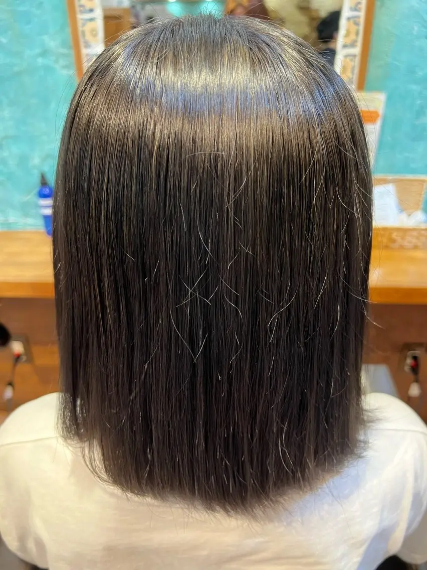 ショート カラー 伊東 颯のヘアスタイル