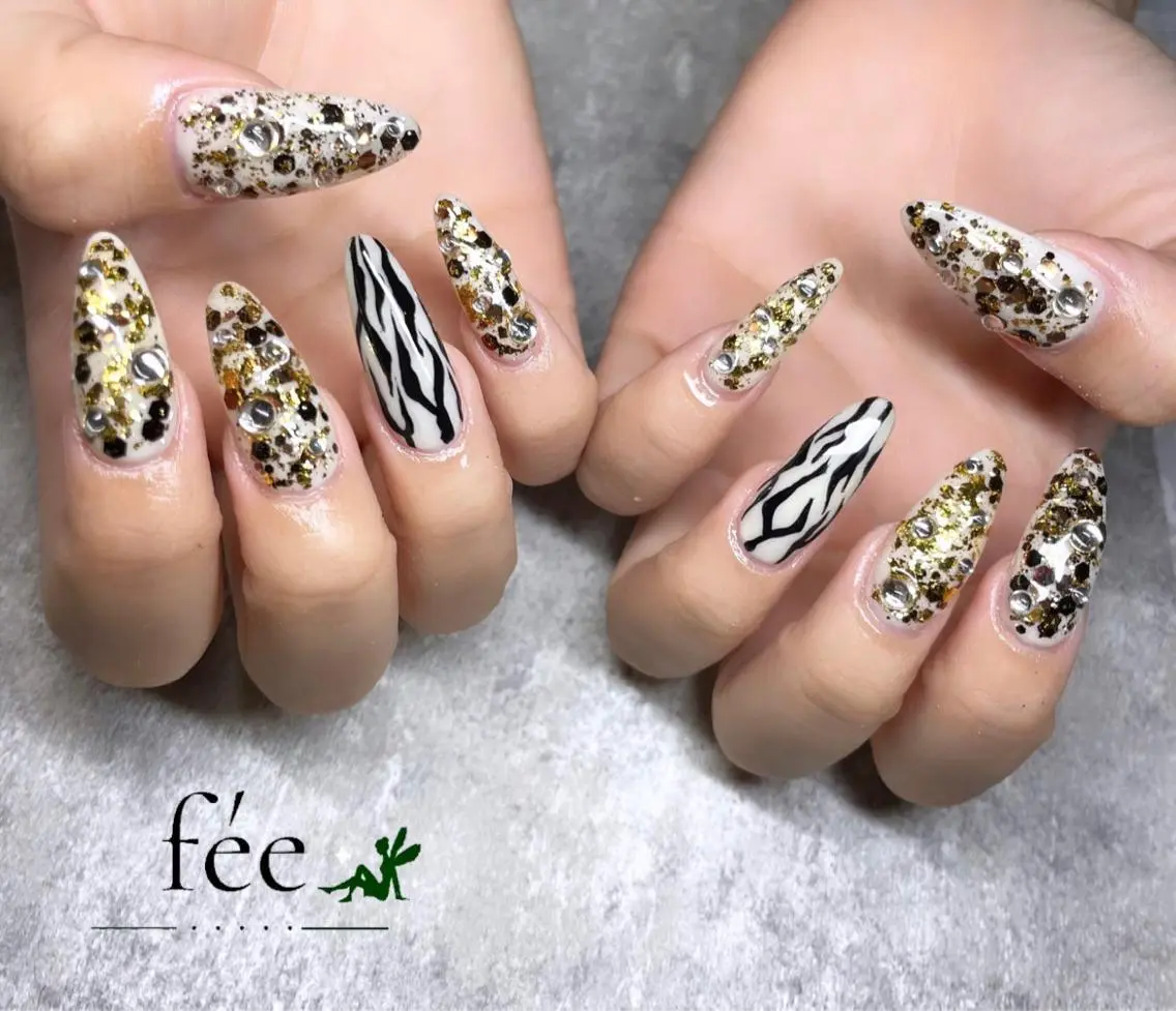ネイル アニマル柄 フットネイル ジェルネイル 韓国ネイル マグネットネイル ハンドネイル nail salon fee(フィー)のネイルデザイン