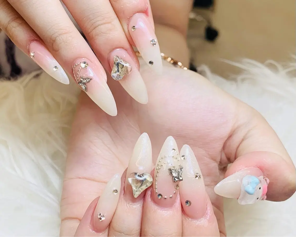 ネイル チークネイル 長さ出し フットネイル 韓国ネイル マグネットネイル ハンドネイル ハンドケア AN NAIL _HOAのネイルデザイン