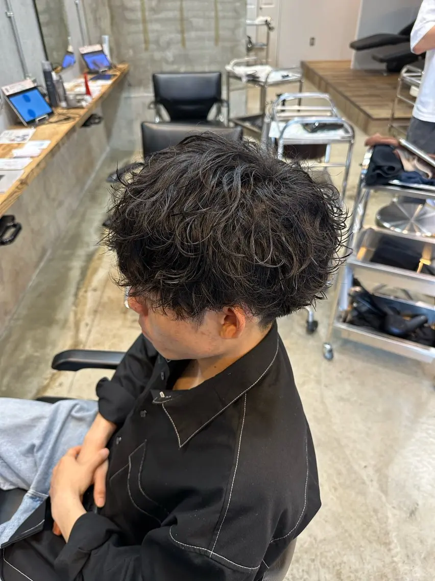 メンズシャドウパーマの写真