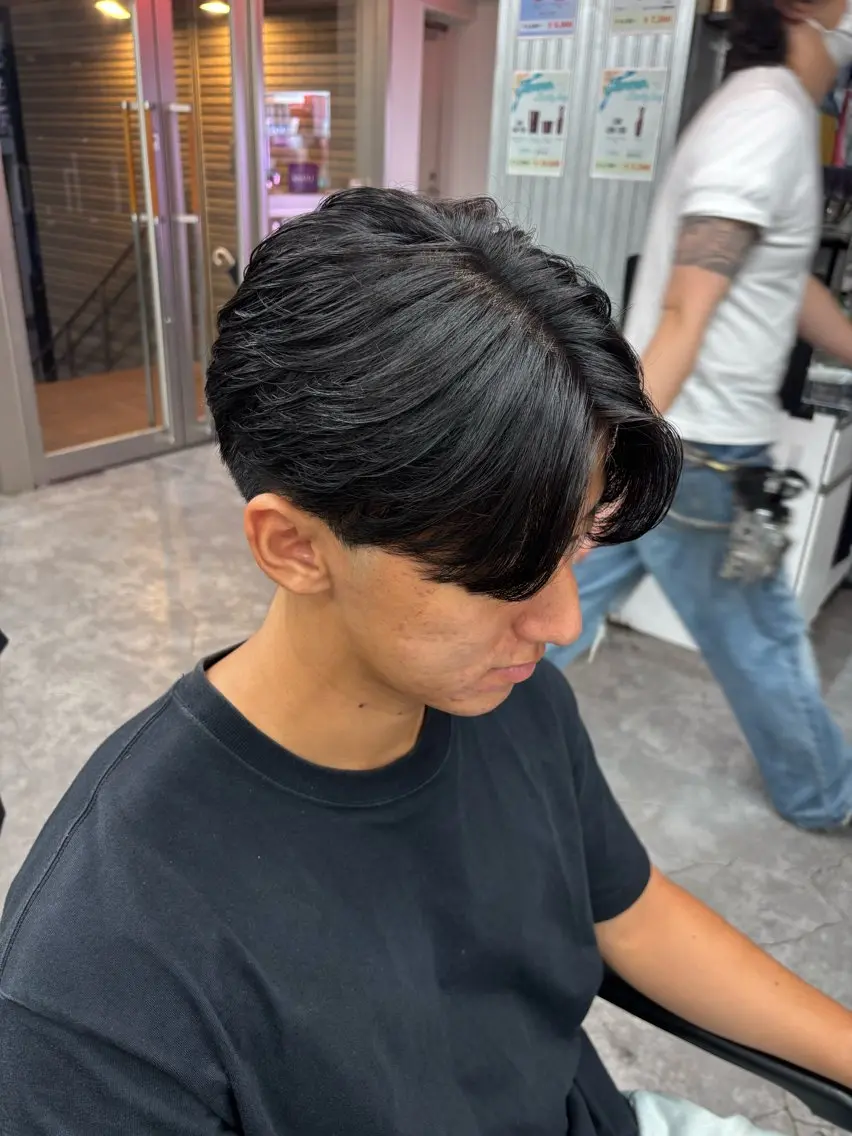【自分に何が似合うか分からない💦】相談しながらの似合わせカット#メンズカット#メンズ#パーマ#ツイスパ#波巻きの写真