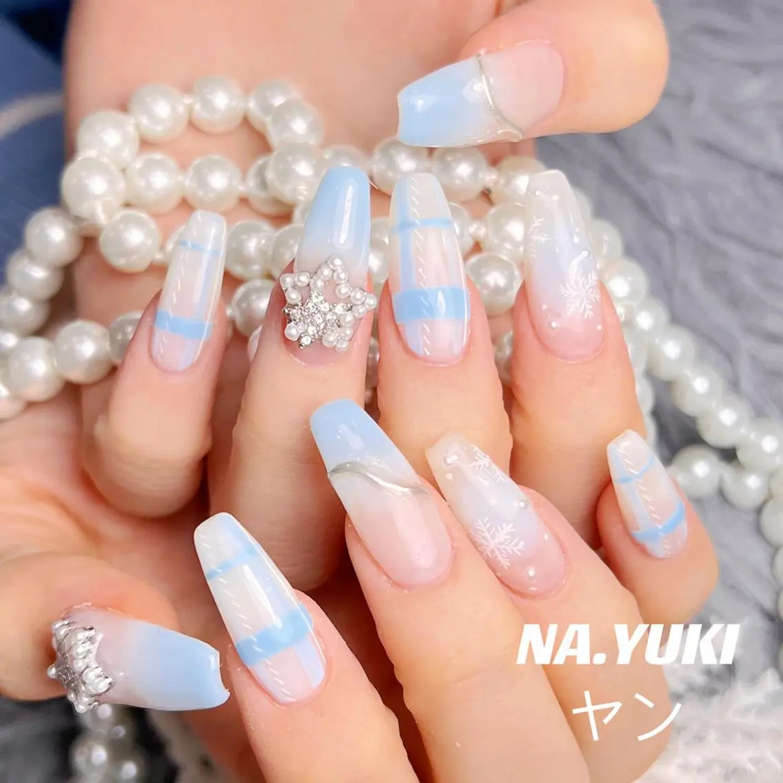 ネイル ロング カラー ハンドネイル 🎀 moo~ 🎀のネイルデザイン