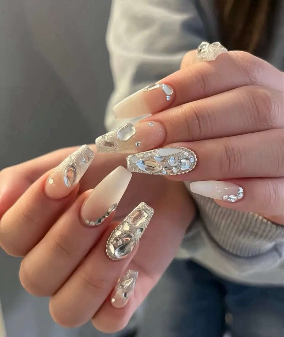 ネイル ハンドネイル NiJi Nailsのネイルデザイン