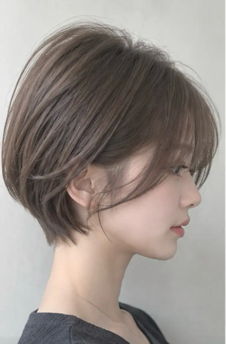 ショート カラー ショートボブ 丸みショート 透明感カラー ボブ くびれヘア FORCE 青木明日翔のヘアスタイル