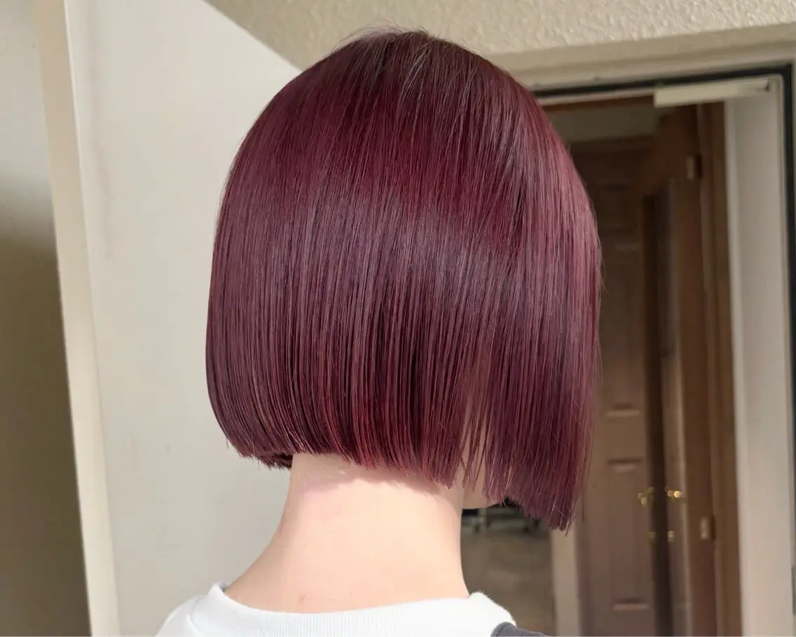 ショート カラー ブリーチ 透明感カラー ダブルカラー ラベンダーカラー ブリーチなしカラー カット ヘアカラー トリートメント mei|顔まわり ×透明感カラーのヘアスタイル