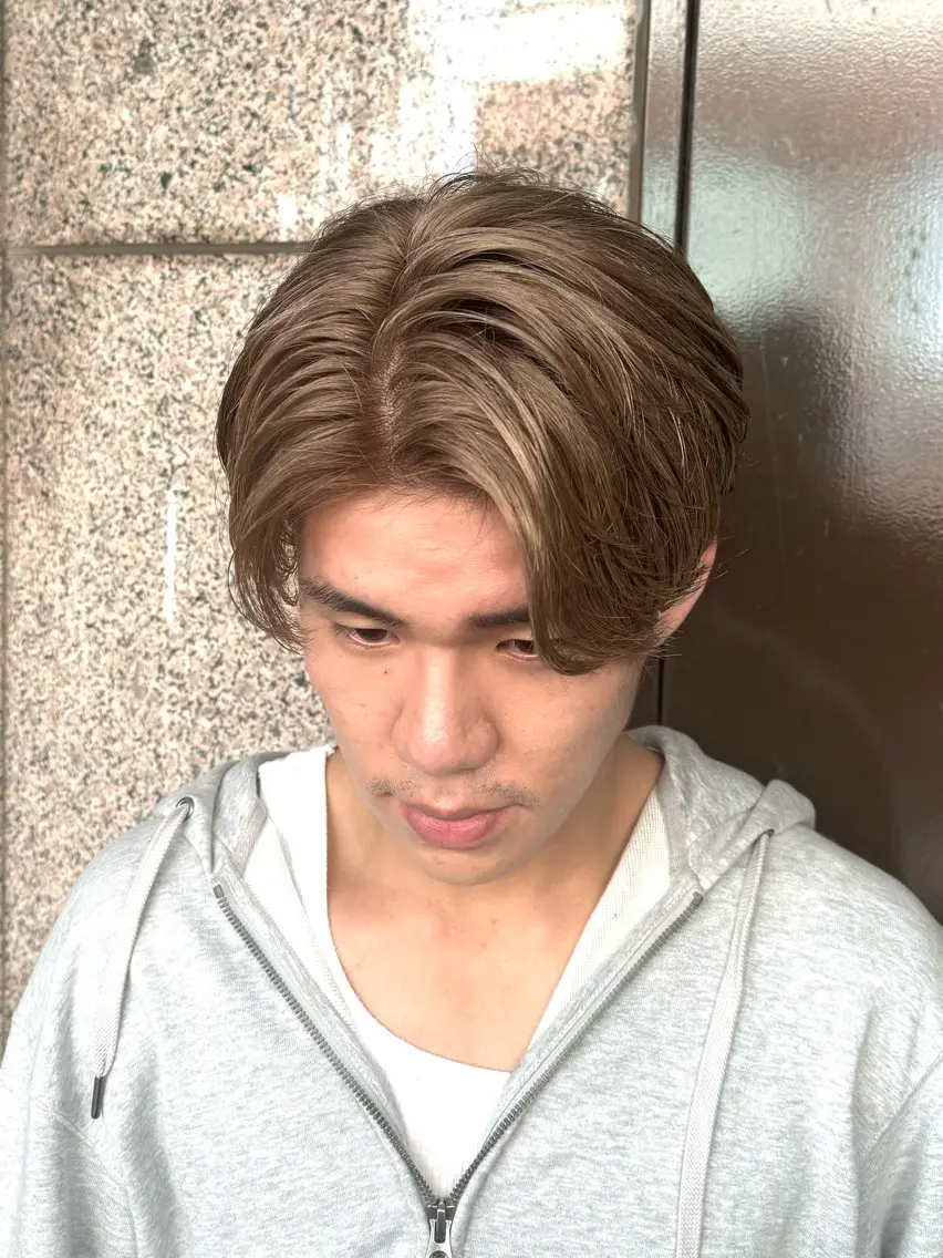 カラー メンズ ベージュカラー ミルクティーベージュ カット ヘアカラー 柏メンズカットパーマ NO.1タイチのヘアスタイル