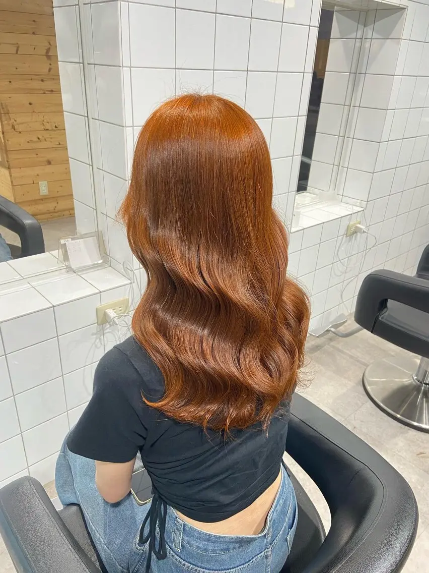 ロング カラー ブラウンカラー オレンジ オレンジブラウン ラベンダー💜 グレージュ🩶のヘアスタイル