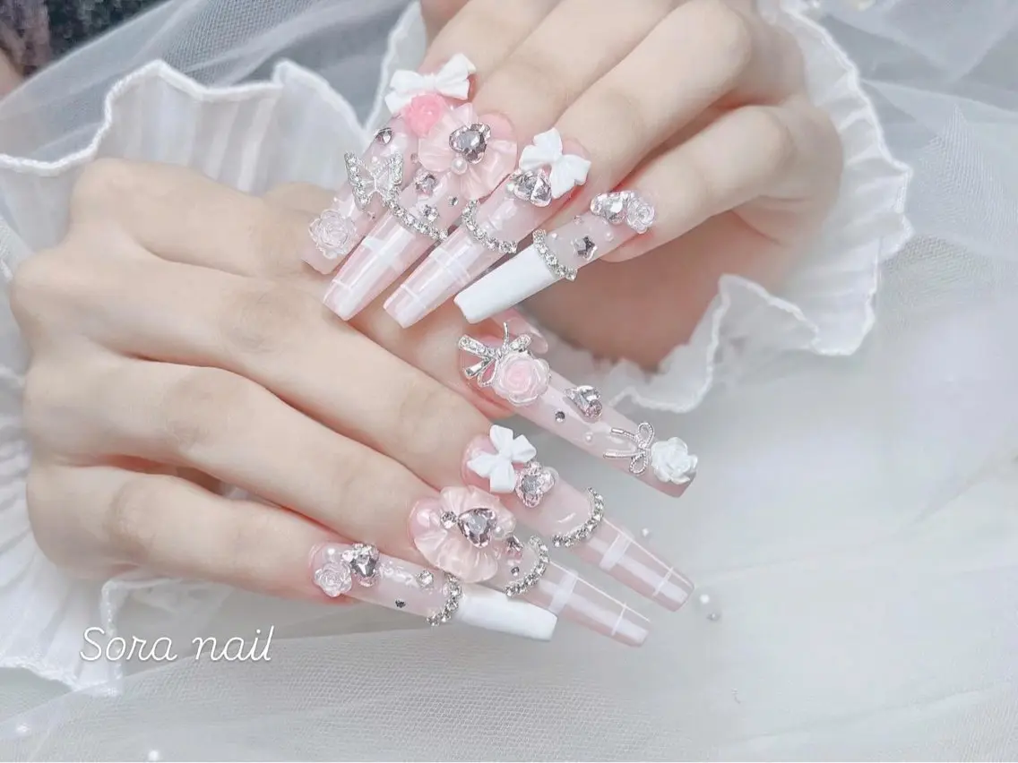 ネイル ガーリー ハート 韓国ネイル ニュアンスネイル リボン ハンドネイル Sora nail 長さ出し専門店のネイルデザイン