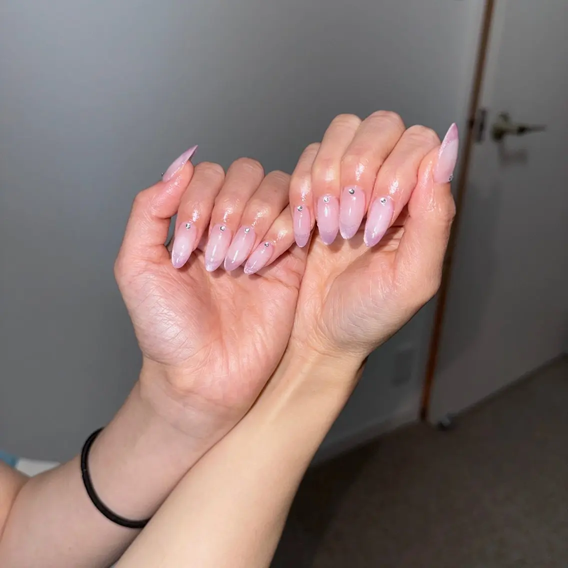 ネイル チークネイル フレンチネイル グラデーション 韓国ネイル マグネットネイル ハンドネイル Hana Nailのネイルデザイン
