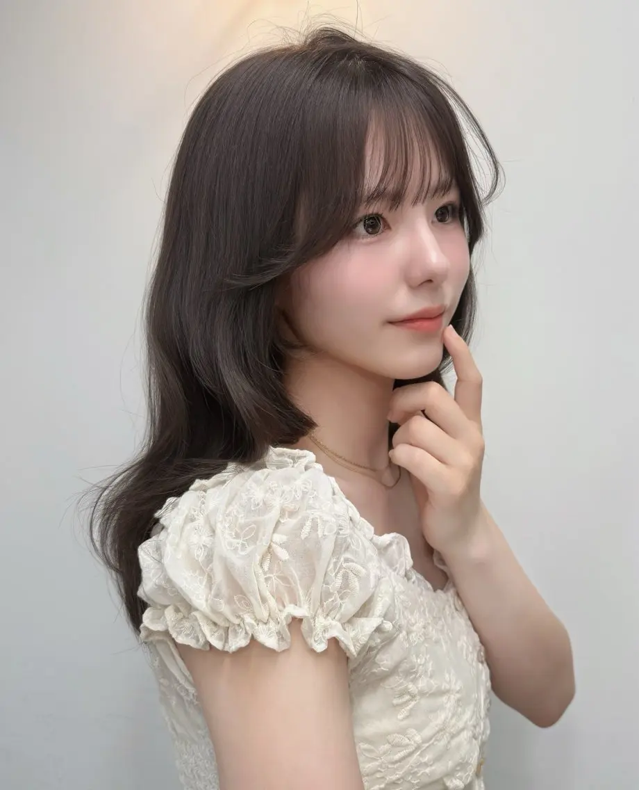 ロング カラー ブラウンカラー グレージュ 顔周りカット 韓国風ヘア レイヤーカット ヘアカラー トリートメント 結べるレイヤー/ 透明感カラー/和奏のヘアスタイル
