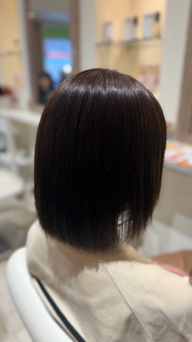 カラー ブラウンカラー NICCOLO室見 KOTONEのヘアスタイル