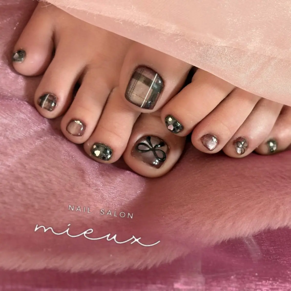 ネイル アートネイル フットネイル nailsalon mieuxのネイルデザイン