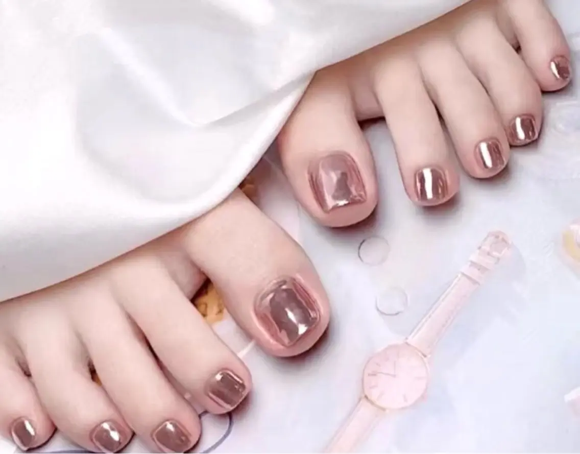 Foot🌻ミラーネイルor オーロラネイルの写真
