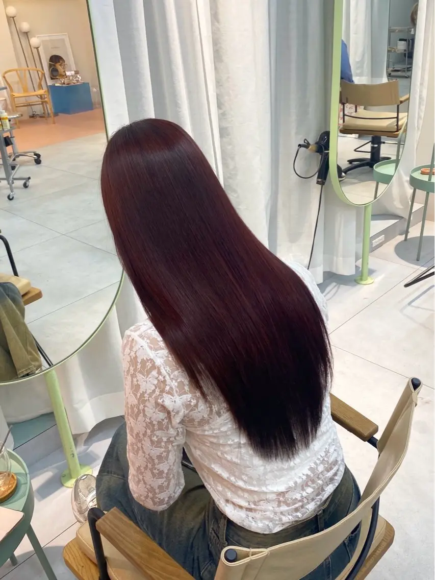 ロング カラー レッドカラー mite hikariのヘアスタイル