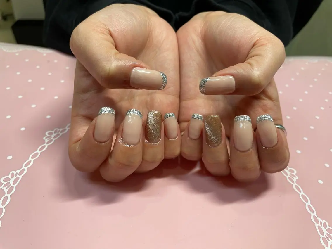 ミディアム ネイル ハンドネイル 《LB》ラブリエ Nail&eyeのマツエク・マツパデザイン