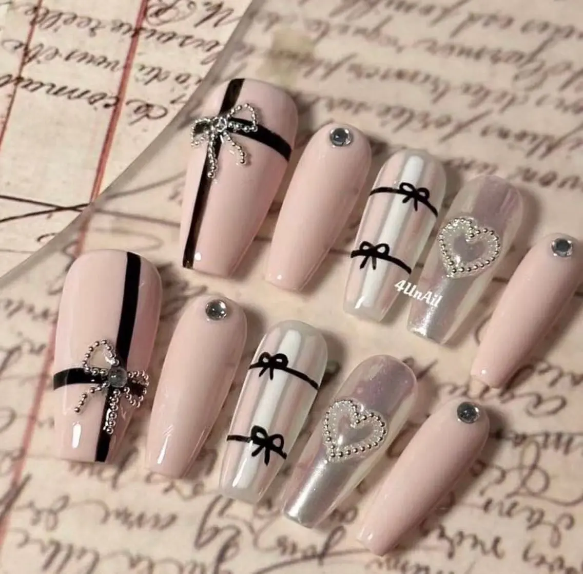 ネイル アートネイル 長さ出し ジェルネイル キラキラネイル マグネットネイル Lee Nails チップ長さだし専門店のネイルデザイン