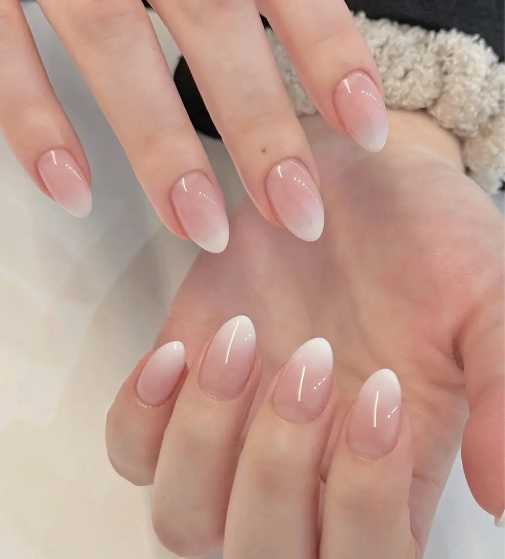 ネイル ハンドネイル 🎀PG🩵 ネイルサロンのネイルデザイン