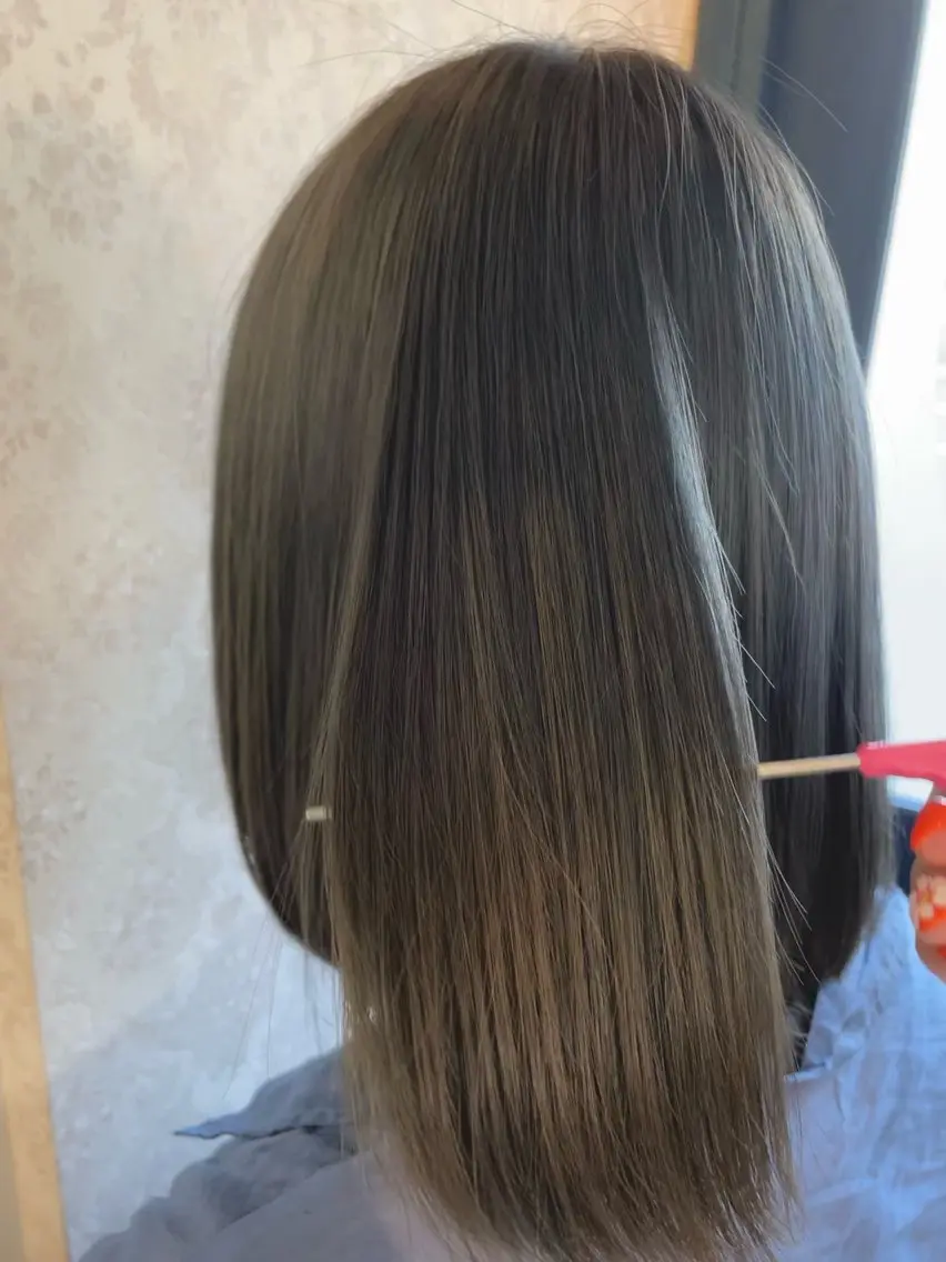 ショート 縮毛矯正 ヒヨシ ルナのヘアスタイル