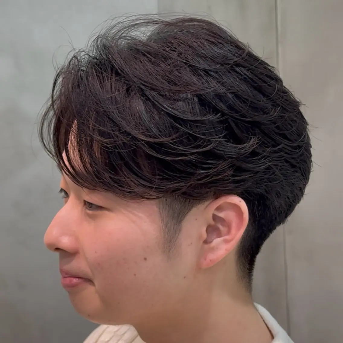 パーマ メンズ フェザーパーマ メンズパーマ カット パーマ トリートメント fifth 一寸木 桂斗のヘアスタイル