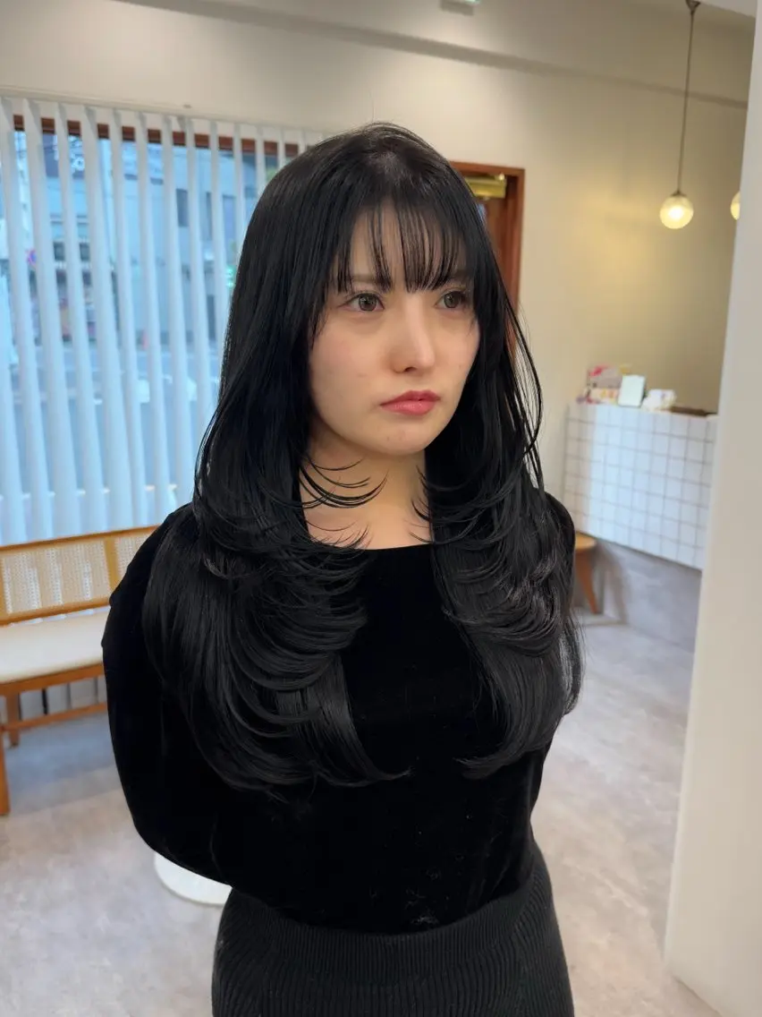 ロング カラー ヘアアレンジ ブリーチ ダブルカラー イヤリングカラー イルミナカラー ブリーチなしカラー カット ヘアカラー トリートメント 立川/レイヤー/ ブリーチなしWカラーのヘアスタイル