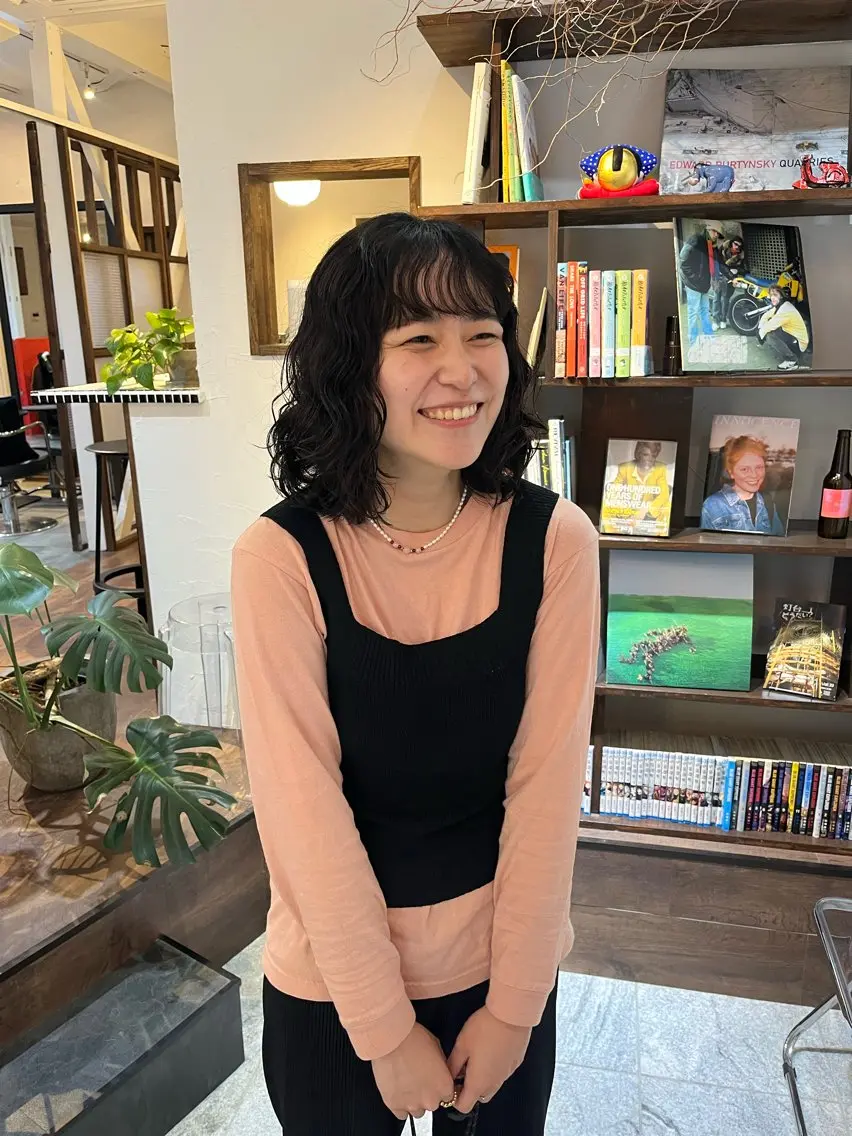 ミディアム カット パーマ 金田 夏野のヘアスタイル